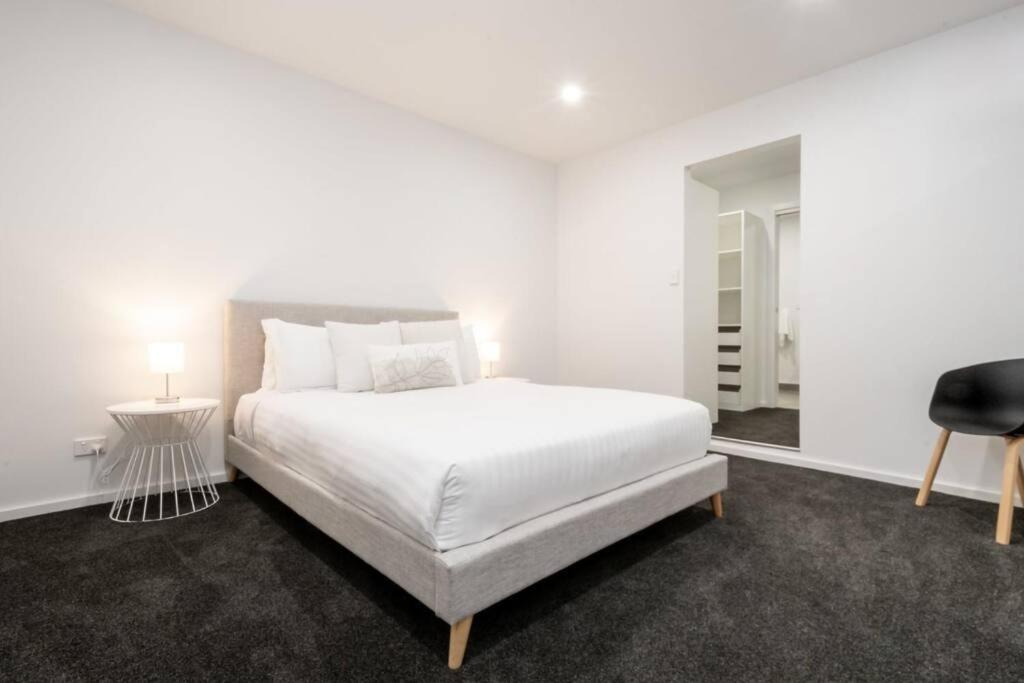 לונסטון Central Modern 2 Bedroom With Wifi מראה חיצוני תמונה
