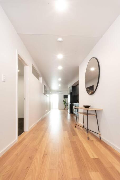לונסטון Central Modern 2 Bedroom With Wifi מראה חיצוני תמונה